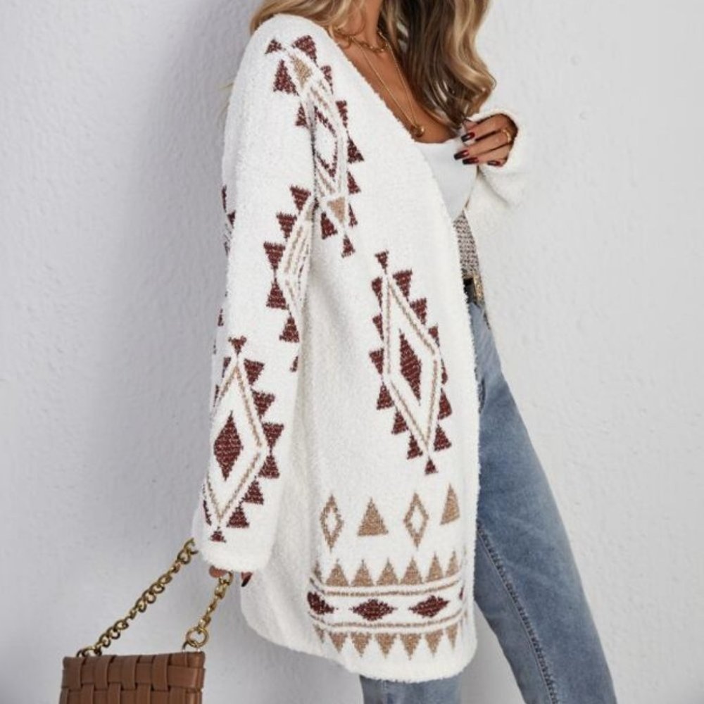 Boho CASUAL F Geo Pattern Fuzzy Knit Cardigan - Picture 3 of 5